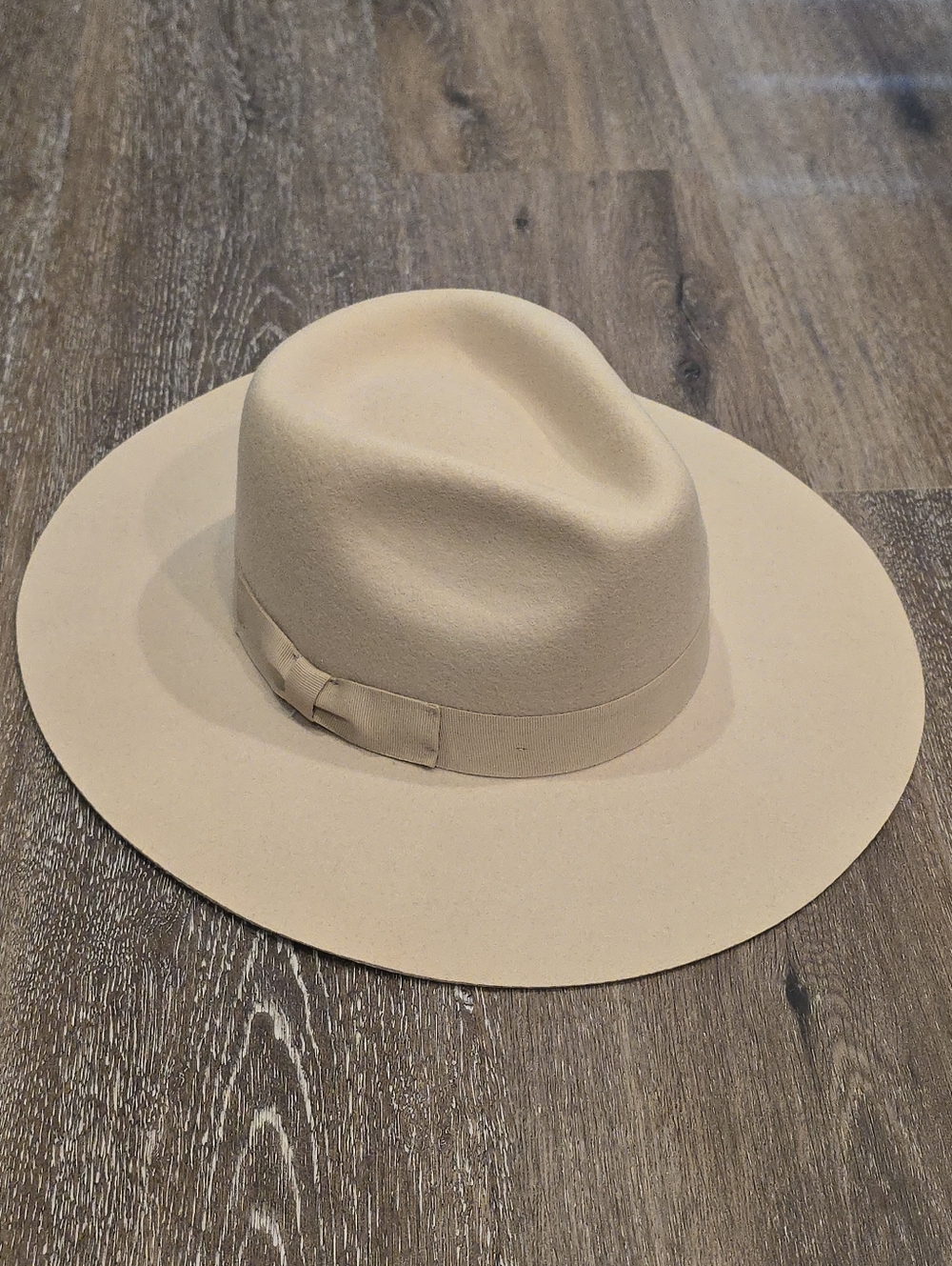 Classic Wide-Brim Wool Fedora Hat - Cream